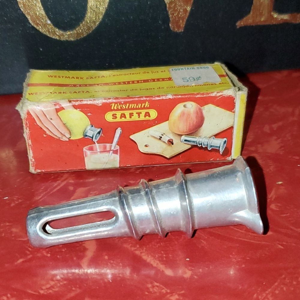 Westmark Safta Juice Extractor Apple Corer VTG.